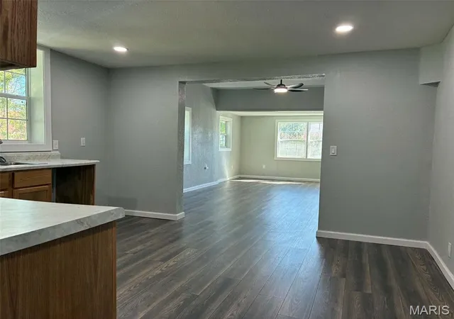 Photo 4 of Single family home for sale at 308 S Gideon Ave, Gideon, MO 63848 | MLS# MIS26064503 | Listing updated on 2026-10-06