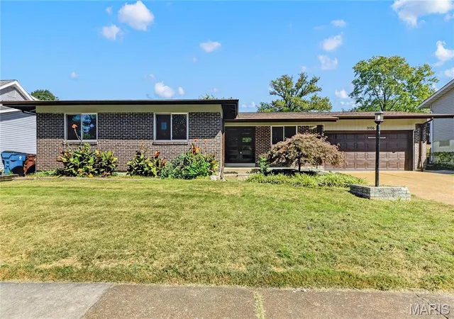Single family home for sale at 3106 Donnycave Ln, Maryland Heights, MO 63043 | MLS# MIS26064509