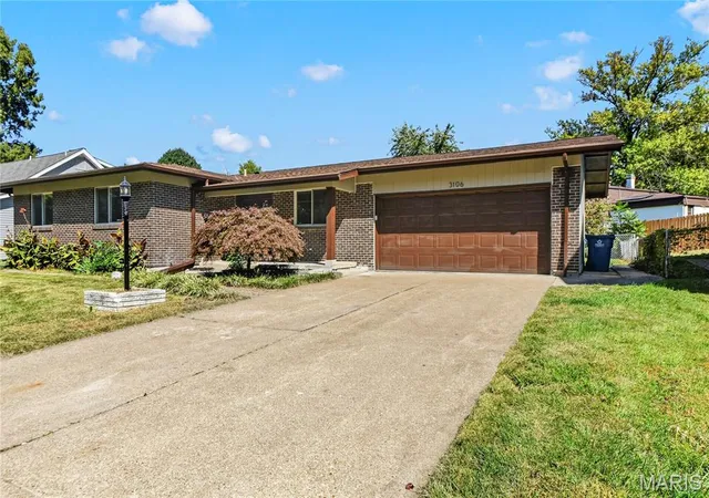 Photo 1 of Single family home for sale at 3106 Donnycave Ln, Maryland Heights, MO 63043 | MLS# MIS26064509 | Listing updated on 2026-10-09
