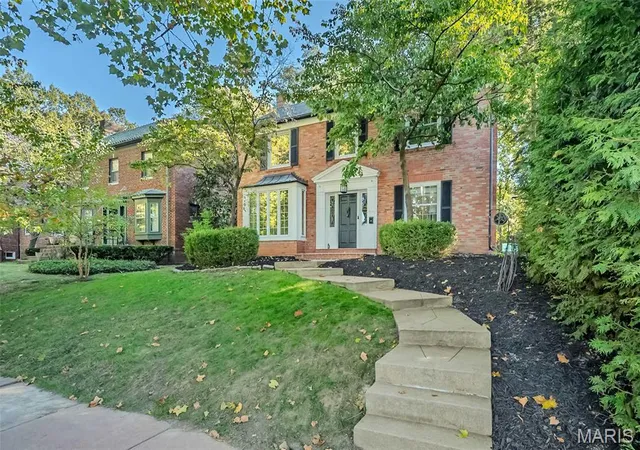 Photo 2 of Sale Pending at 7170 Princeton Ave, Saint Louis, MO 63130 | MLS# MIS26064512 | Listing updated on 2026-10-19