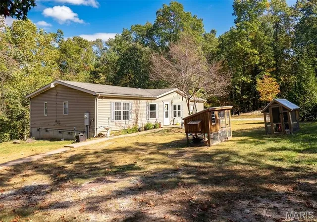 Photo 1 of Manufactured home for sale at 600 Casey Rd, Farmington, MO 63640 | MLS# MIS26064515 | Listing updated on 2026-10-28