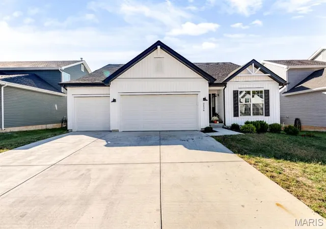 Single family home for sale at 2434 Chukka Dr, Eureka, MO 63025 | MLS# MIS26064516