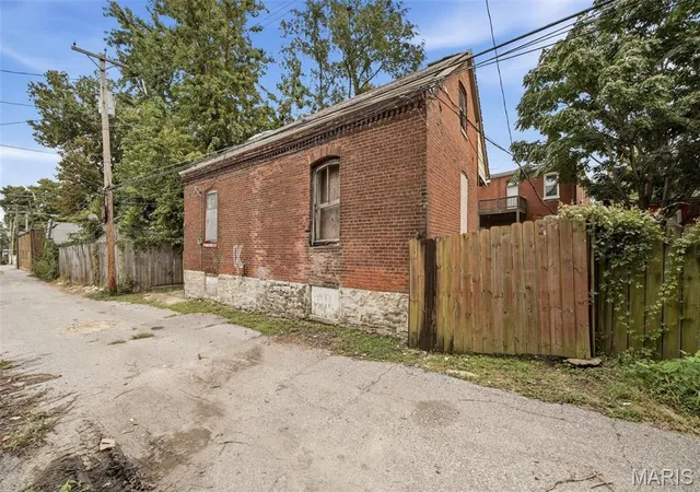 Photo 60 of Multi family home for sale at 2921 Pennsylvania Ave, Saint Louis, MO 63118 | MLS# MIS26064528 | Listing updated on 2026-10-08