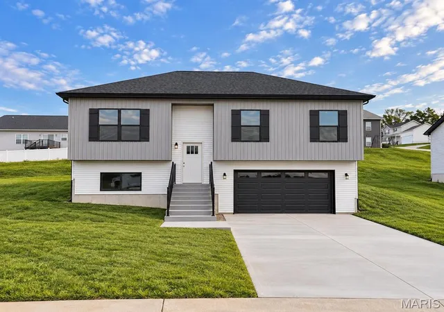 Photo 1 of Single family home for sale at 112 Ventnor Ave, Union, MO 63084 | MLS# MIS26064532 | Listing updated on 2026-10-07