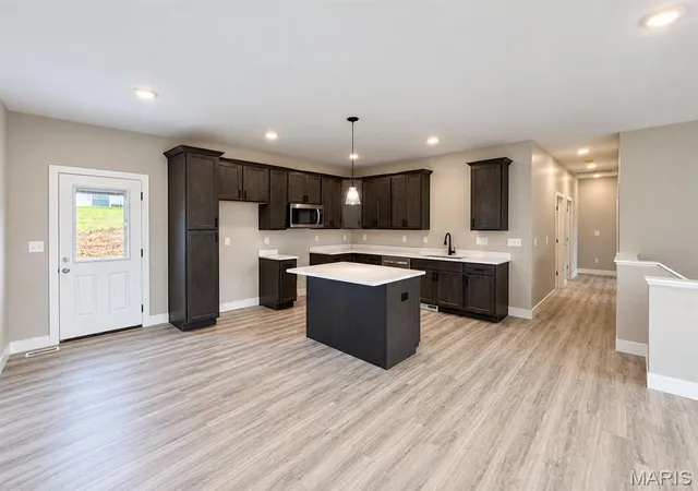 Photo 3 of Single family home for sale at 112 Ventnor Ave, Union, MO 63084 | MLS# MIS26064532 | Listing updated on 2026-10-07