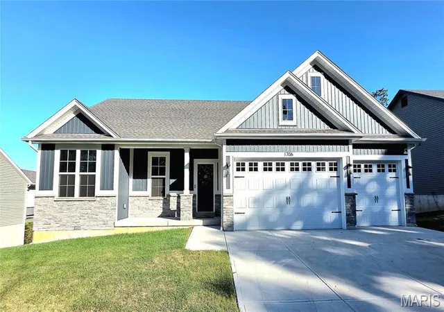 Single family home for sale at 1706 Scenic Dr, Festus, MO 63028 | MLS# MIS26064535