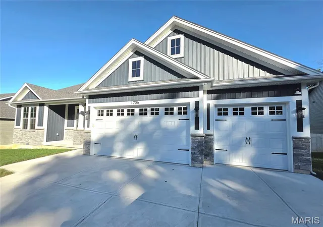 Photo 3 of Single family home for sale at 1706 Scenic Dr, Festus, MO 63028 | MLS# MIS26064535 | Listing updated on 2026-10-07