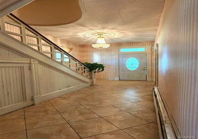 Photo 3 of Single family home for sale at 114 7th Street, Carrollton, IL 62016 | MLS# MIS26064537 | Listing updated on 2026-10-09