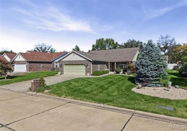 Photo 3 of Single family home for sale at 2255 Glenfield Dr, Belleville, IL 62221 | MLS# MIS26064563 | Listing updated on 2026-10-07