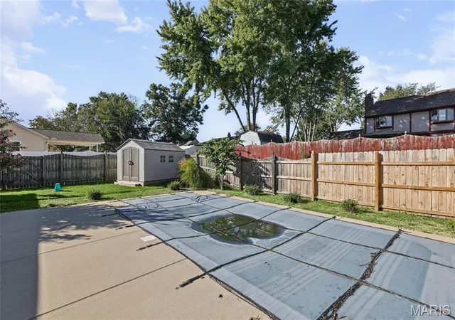 Photo 3 of Single family home for sale at 2800 Timberline Dr, Belleville, IL 62226 | MLS# MIS26064565 | Listing updated on 2026-10-07