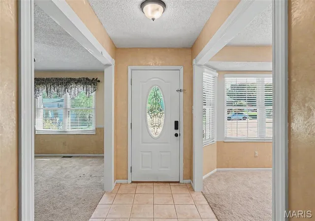 Photo 4 of Single family home for sale at 1607 Treetop Dr, Saint Charles, MO 63303 | MLS# MIS26064578 | Listing updated on 2026-10-09