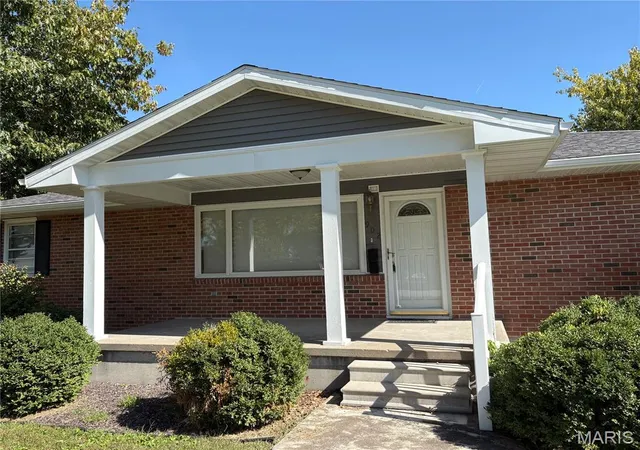 Photo 1 of Single family home for sale at 902 Prairie St, Monroe City, MO 63456 | MLS# MIS26064581 | Listing updated on 2026-10-09