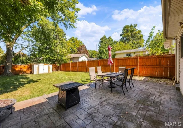Photo 3 of Single family home for sale at 209 S Pam Ave, Saint Charles, MO 63301 | MLS# MIS26064585 | Listing updated on 2026-10-08