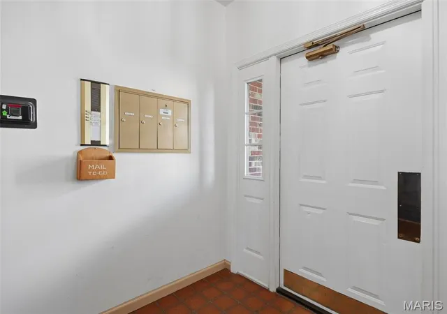 Photo 3 of Condo for sale at 4308 Sunridge Dr #B, Saint Louis, MO 63125 | MLS# MIS26064586 | Listing updated on 2026-10-07