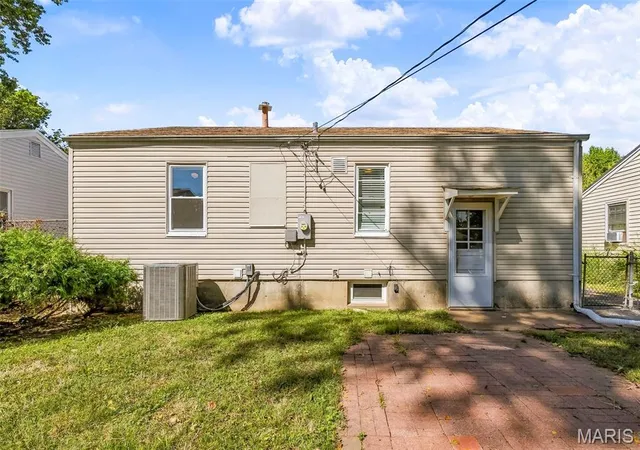 Photo 37 of Single family home for sale at 3238 Krem Ave, Saint Ann, MO 63074 | MLS# MIS26064587 | Listing updated on 2026-10-15