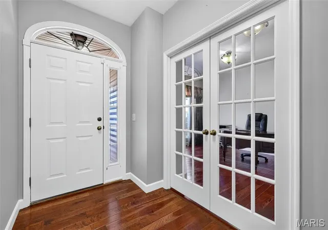 Photo 3 of Single family home for sale at 135 Blue Water Dr, Saint Peters, MO 63366 | MLS# MIS26064588 | Listing updated on 2026-10-08