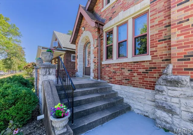 Photo 2 of Single family home for sale at 5746 Milentz Ave, Saint Louis, MO 63109 | MLS# MIS26064590 | Listing updated on 2026-10-19