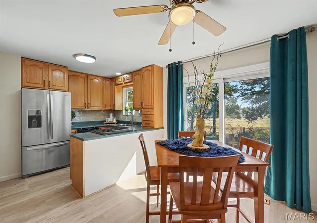 Photo 2 of Single family home for sale at 8 Redbud Dr, Warrenton, MO 63383 | MLS# MIS26064596 | Listing updated on 2026-10-08