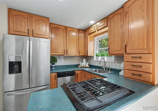 Photo 3 of Single family home for sale at 8 Redbud Dr, Warrenton, MO 63383 | MLS# MIS26064596 | Listing updated on 2026-10-08