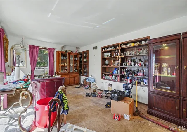 Photo 3 of Single family home for sale at 26169 Dry Frk Rd, Warrenton, MO 63383 | MLS# MIS26064601 | Listing updated on 2026-10-09