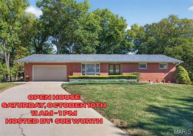 Single family home for sale at 19 Madonna Ct, Highland, IL 62249 | MLS# MIS26064613