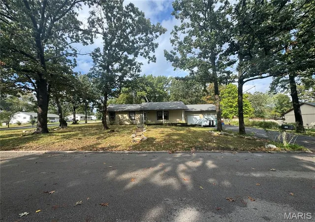 Photo 1 of Single family home for sale at 1405 Missouri Ave, Saint Clair, MO 63077 | MLS# MIS26064627 | Listing updated on 2026-10-20