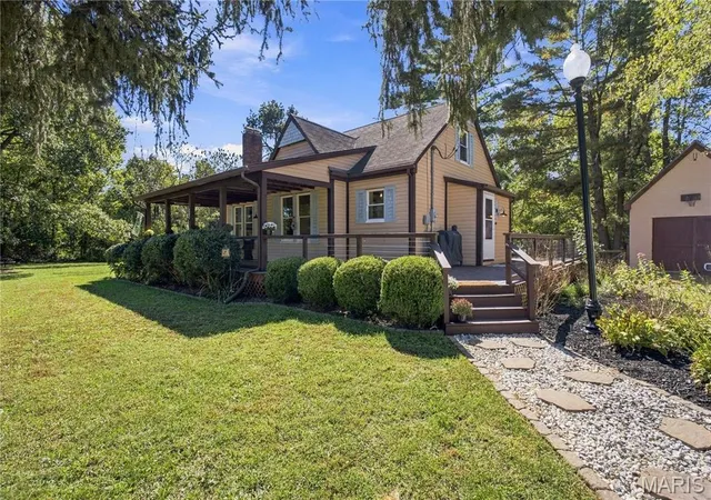 Photo 2 of Single family home for sale at 4020 Old 100 Spur, Villa Ridge, MO 63089 | MLS# MIS26064633 | Listing updated on 2026-10-09