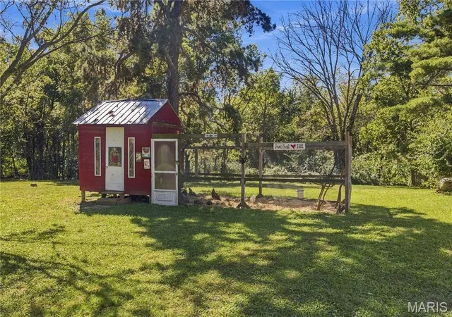 Photo 3 of Single family home for sale at 4020 Old 100 Spur, Villa Ridge, MO 63089 | MLS# MIS26064633 | Listing updated on 2026-10-09