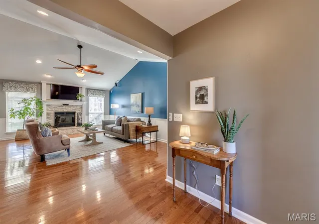 Photo 3 of Single family home for sale at 1448 Wood Hvn Dr, Saint Charles, MO 63304 | MLS# MIS26064637 | Listing updated on 2026-10-08