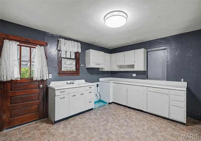 Photo 1 of Single family home for sale at 28856 State Hwy B, Warrenton, MO 63383 | MLS# MIS26064639 | Listing updated on 2026-10-16