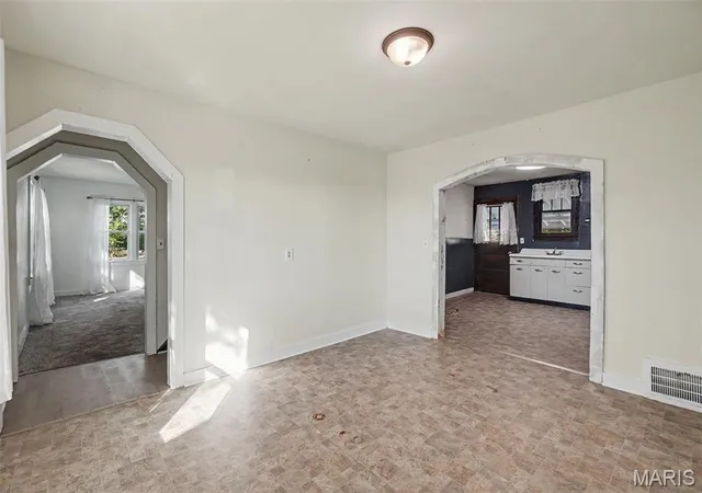 Photo 2 of Single family home for sale at 28856 State Hwy B, Warrenton, MO 63383 | MLS# MIS26064639 | Listing updated on 2026-10-16