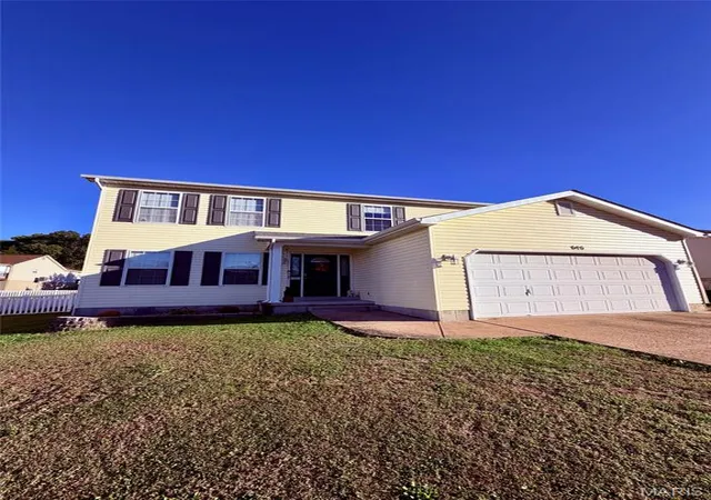 Single family home for sale at 646 Friedberg Dr, Herculaneum, MO 63048 | MLS# MIS26064648