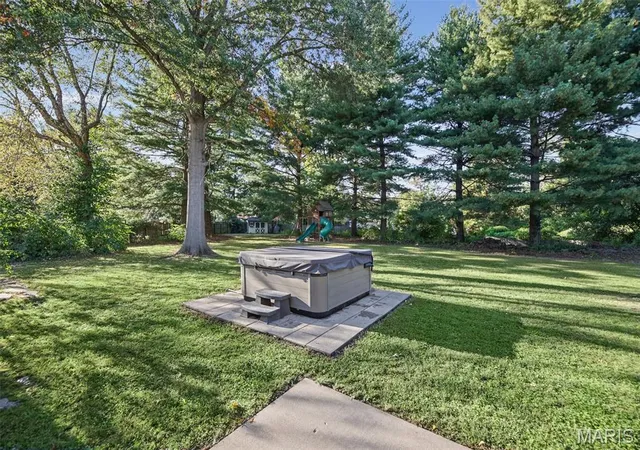 Photo 3 of Single family home for sale at 1105 Creekside Ct, O Fallon, IL 62269 | MLS# MIS26064672 | Listing updated on 2026-10-10