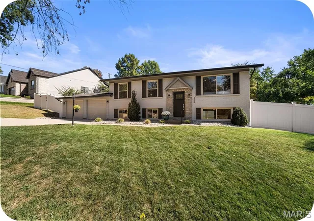 Single family home for sale at 850 Hanna Rd, Manchester, MO 63021 | MLS# MIS26064685