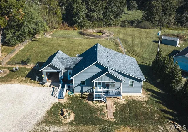 Photo 4 of Single family home for sale at 917 Hwy Ff, Salem, MO 65560 | MLS# MIS26064694 | Listing updated on 2026-10-07