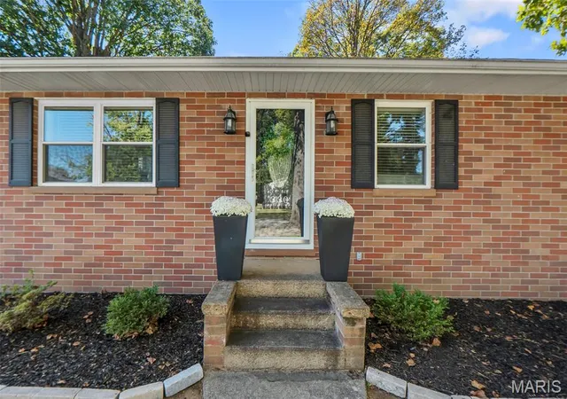 Photo 3 of Single family home for sale at 330 Gray Ave, Chaffee, MO 63740 | MLS# MIS26064696 | Listing updated on 2026-10-07