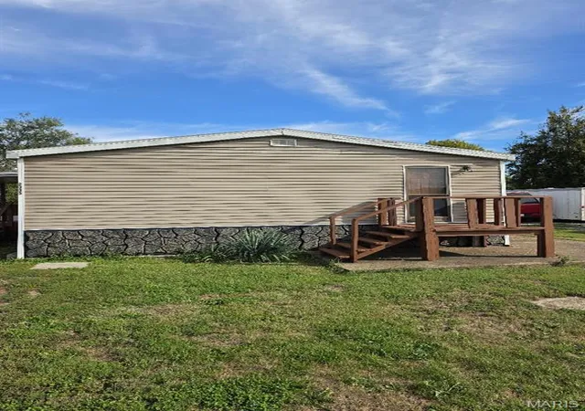 Photo 3 of Land for sale at 2335 Jerome Ln, East Saint Louis, IL 62206 | MLS# MIS26064697 | Listing updated on 2026-10-08