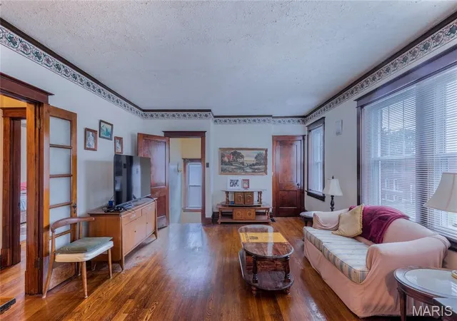 Photo 3 of Single family home for sale at 4400 Alaska Ave, Saint Louis, MO 63111 | MLS# MIS26064703 | Listing updated on 2026-10-08