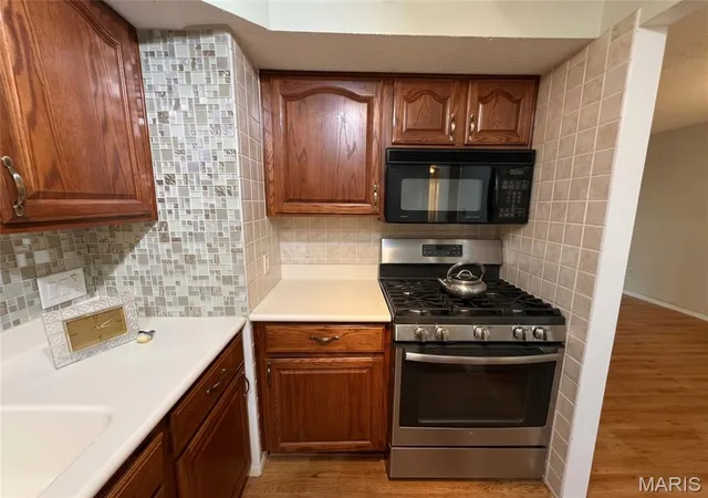 Photo 3 of Townhouse for sale at 2029 Silent Spring Dr, Maryland Heights, MO 63043 | MLS# MIS26064704 | Listing updated on 2026-10-08