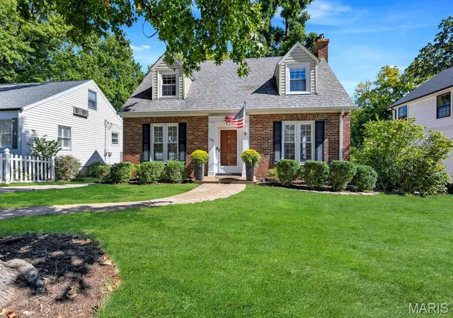 Single family home for sale at 130 N Holmes Ave, Saint Louis, MO 63122 | MLS# MIS26064708