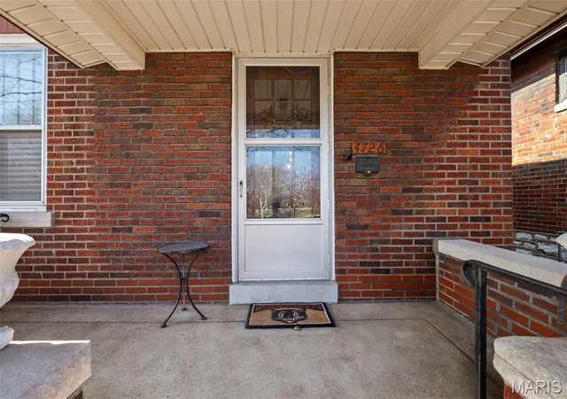 Photo 4 of Single family home for sale at 4726 Eichelberger St, Saint Louis, MO 63116 | MLS# MIS26064711 | Listing updated on 2026-10-08