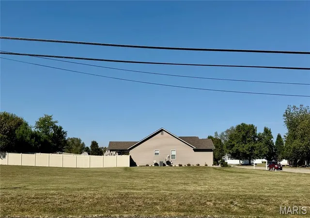 Photo 2 of Land for sale at 1001 Savannah Way, Greenville, IL 62246 | MLS# MIS26064717 | Listing updated on 2026-10-13