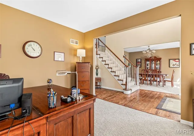 Photo 3 of Sale Pending at 751 Grandview Ridge Ct, Eureka, MO 63025 | MLS# MIS26064721 | Listing updated on 2026-10-17