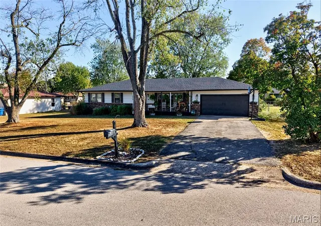 Photo 3 of Single family home for sale at 354 Farmers Ln, Lebanon, MO 65536 | MLS# MIS26064736 | Listing updated on 2026-10-08
