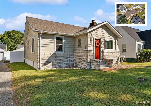 Single family home for sale at 606 S Vine St, O Fallon, IL 62269 | MLS# MIS26064738