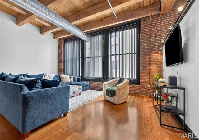 Photo 3 of Condo for sale at 1113 Washington Ave #318, Saint Louis, MO 63101 | MLS# MIS26064753 | Listing updated on 2026-10-09