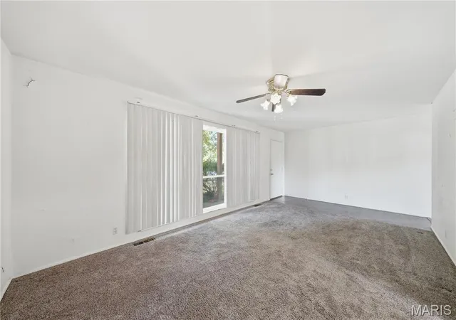 Photo 3 of Single family home for sale at 1154 King Carey Dr, Saint Louis, MO 63146 | MLS# MIS26064770 | Listing updated on 2026-10-19