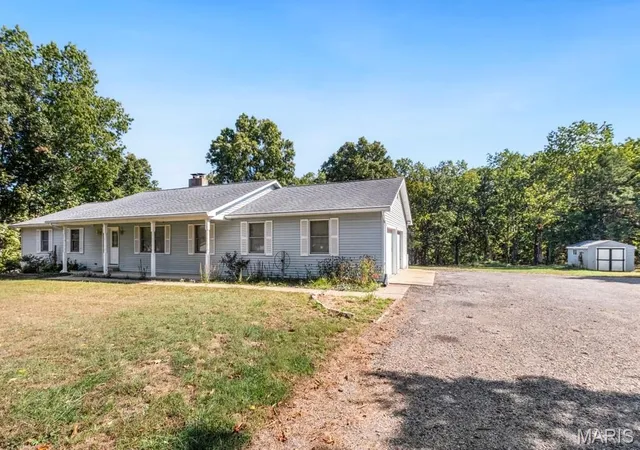Photo 2 of Single family home for sale at 230 N Bernhardt Ave, Gerald, MO 63037 | MLS# MIS26064776 | Listing updated on 2026-10-09
