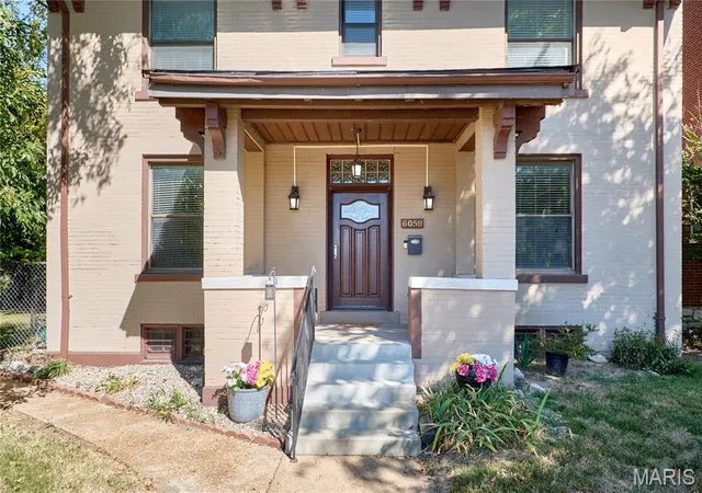 Photo 3 of Single family home for sale at 6059 Clemens Ave, Saint Louis, MO 63112 | MLS# MIS26064782 | Listing updated on 2026-10-09