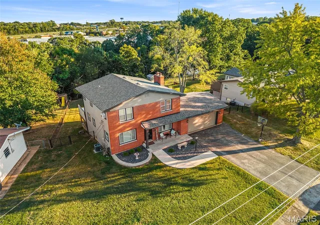Photo 2 of Single family home for sale at 2136 Wildwind Ln, High Ridge, MO 63049 | MLS# MIS26064783 | Listing updated on 2026-10-09